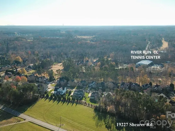 19227 Shearer Rd, Davidson, NC 28036