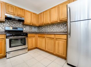 10 Commercial Ave APT ULG, New Brunswick, NJ 08901