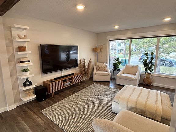 5th image of 845 Prospect Avenue