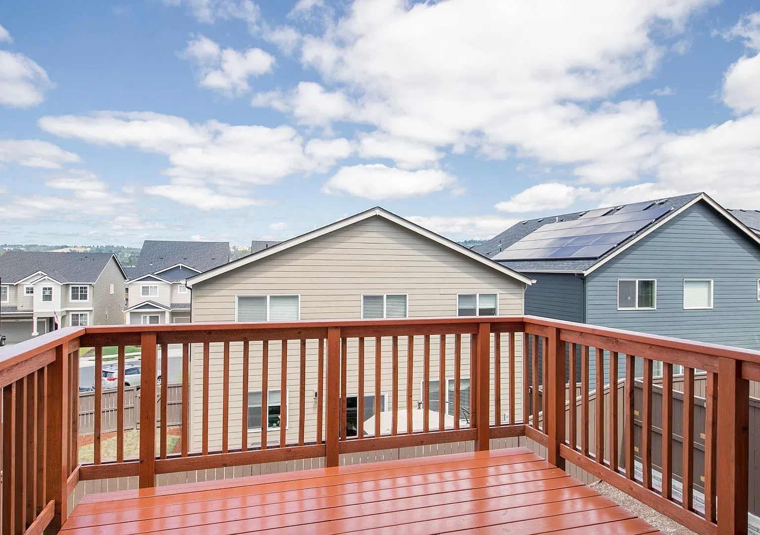 Spacious 6-Bedroom Home in Desirable Bethany Neighborhood! — Photo 4