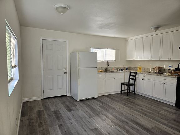 3rd image of 433 N 10th St #A