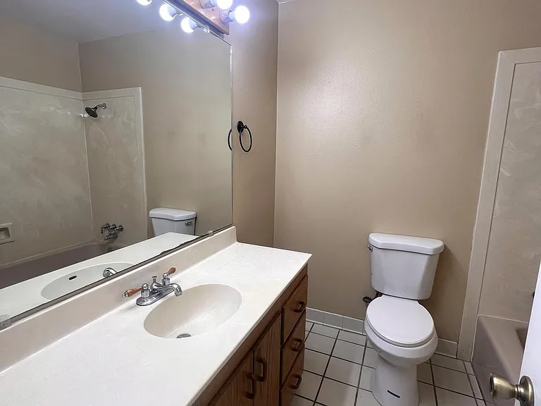 15309R Royal St — Photo 15
