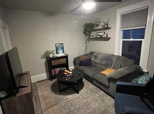 938 E Dayton St APT 1, Madison, WI 53703