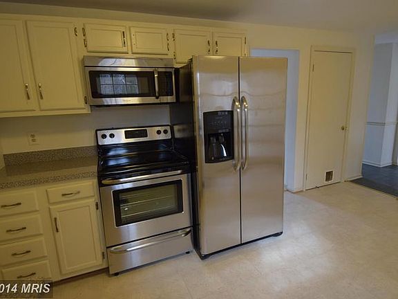3rd image of 7521 Camp Alger Ave