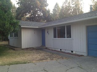 647 SE 6th St, Bend, OR 97702
