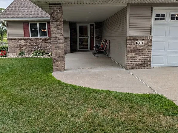 1011 23rd St SE, Willmar, MN 56201