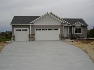 3705 Lee Ln SE, Rochester, MN 55904