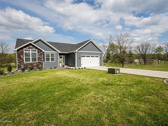 3rd image of 3664 Kyle Dr NW