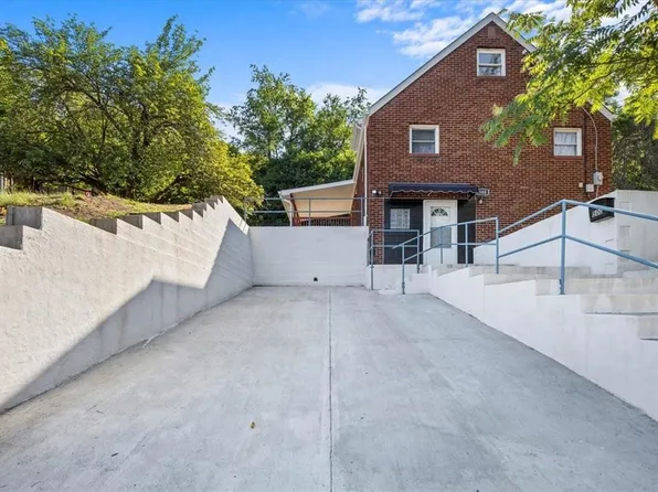 500 11th St, Conway, PA 15027