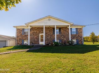2417 Big Springs Rd, Maryville, TN 37801