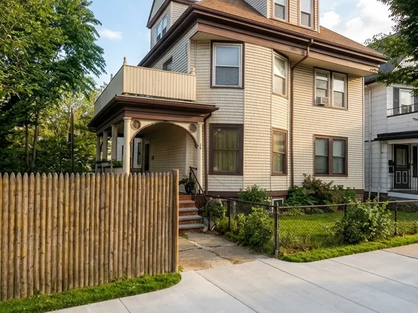 66 Pleasant St, Dorchester, MA 02125