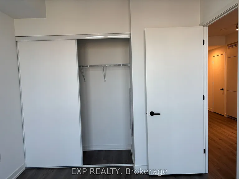 28 Interchange Way #1809 — Photo 13