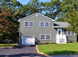 306 Arrowhead Park Dr, Brick, NJ 08724