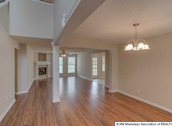 4th image of 4930 Graham Lake Dr