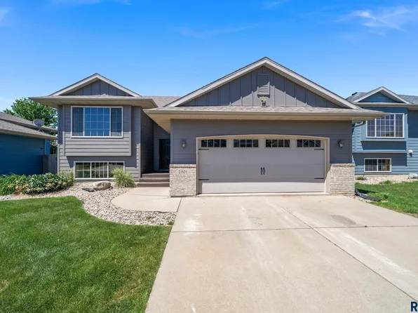 2301 S Ollerich Ave, Sioux Falls, SD 57106