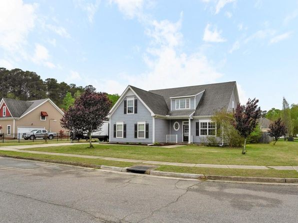 1308 Oil Bird Ln, Chesapeake, VA 23321