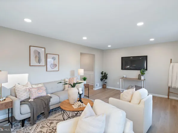 1805 Harbinger Trl, Edgewood, MD 21040