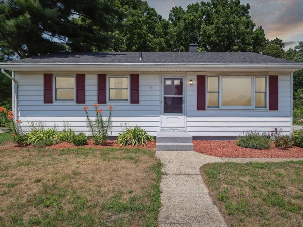 19845 Kern Rd, South Bend, IN 46614