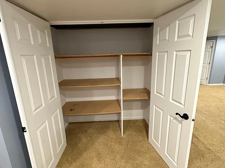 17007 Karen St — Photo 32