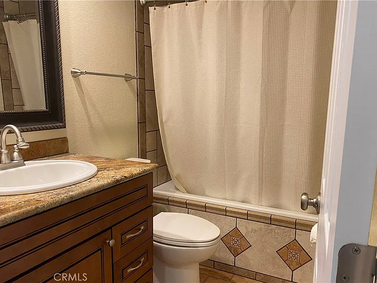 14105 Camino Del Oro — Photo 11