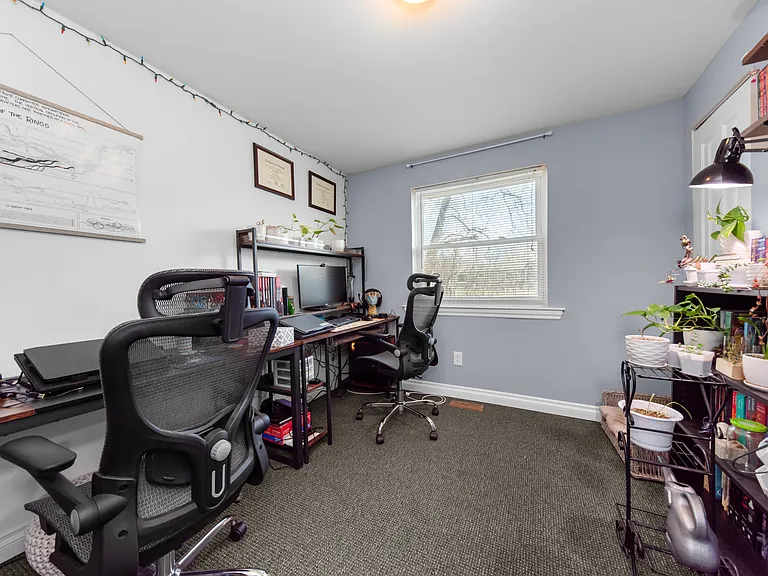 2 Faust Ct — Photo 27