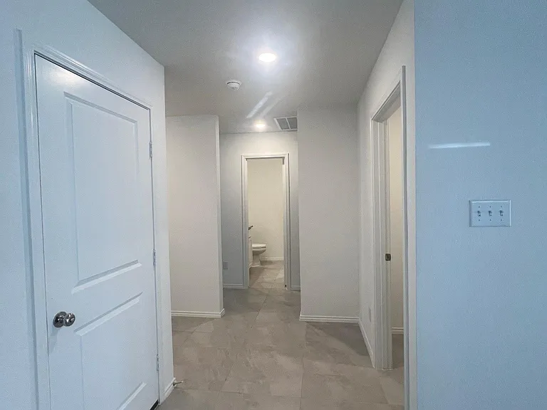427 Ashbrook Way — Photo 9
