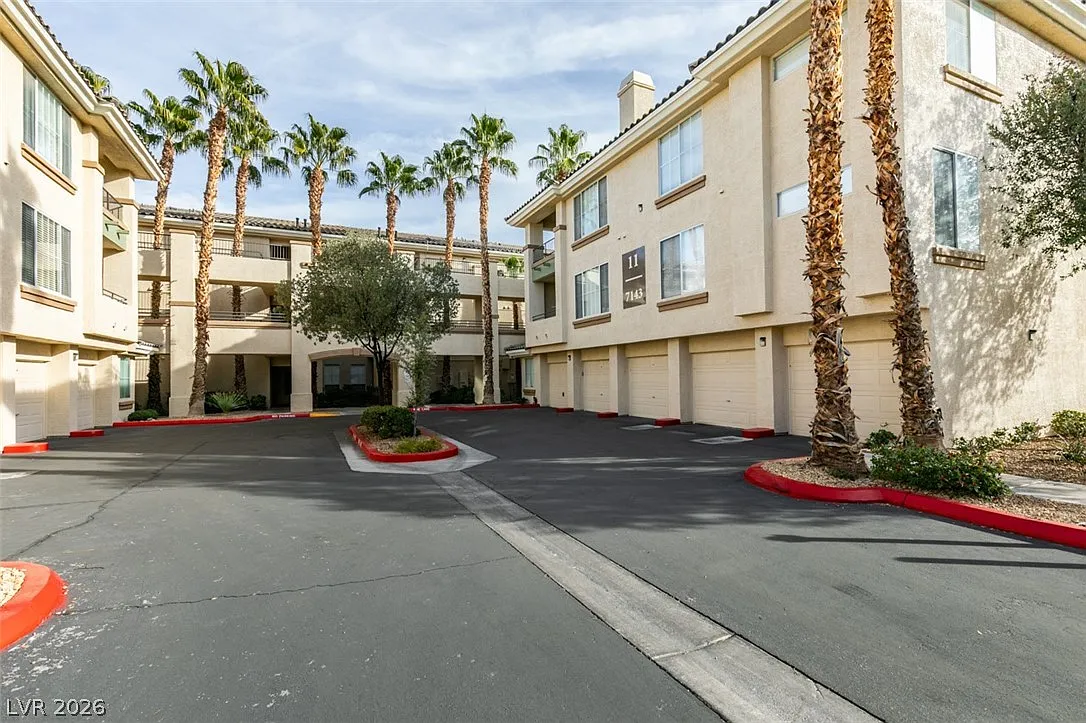 Building Photo - 7143 S Durango Dr #205