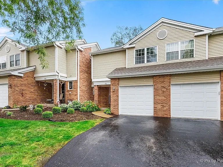 650 Hillview Ct — Photo 2