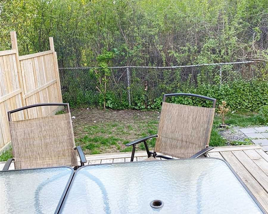 2nd image of 132 Borrows St