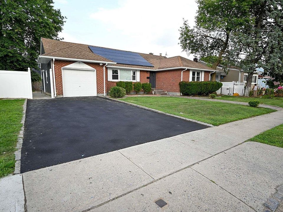 1st image of 180 Kinkel Street