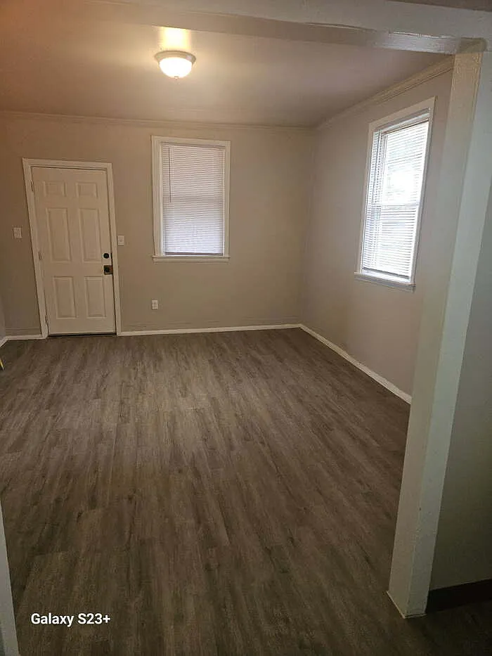 2361 Pierce St — Photo 2