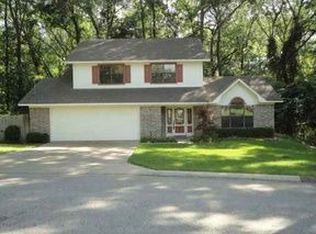 1103 Sherwood St, Gladewater, TX 75647