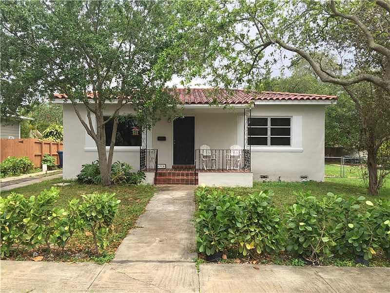 1st image of 4311 SW 60th Pl