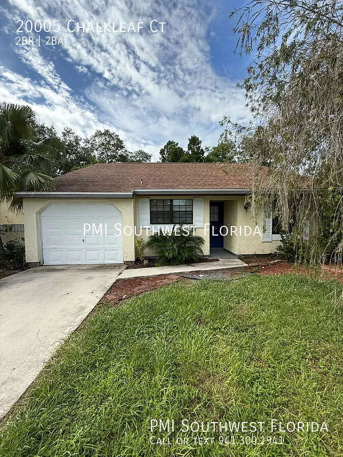 Cute 2 bedroom Charmer in Oak Hollow — Photo 1