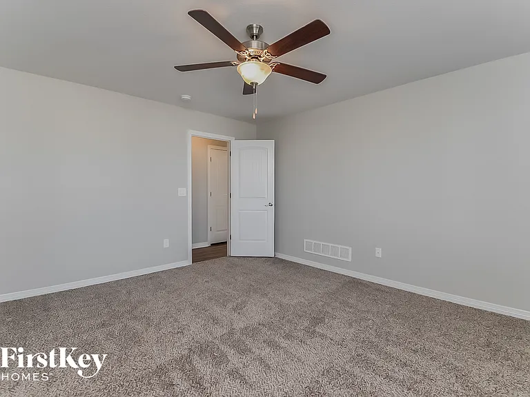 6470 Chaplin Dr — Photo 10