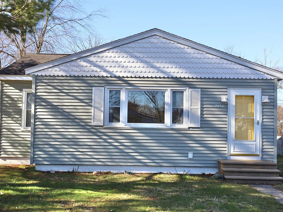 1st image of 2250 Madalene Ave