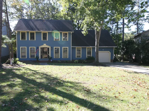 609 Georgetown Cir, Fayetteville, NC 28314