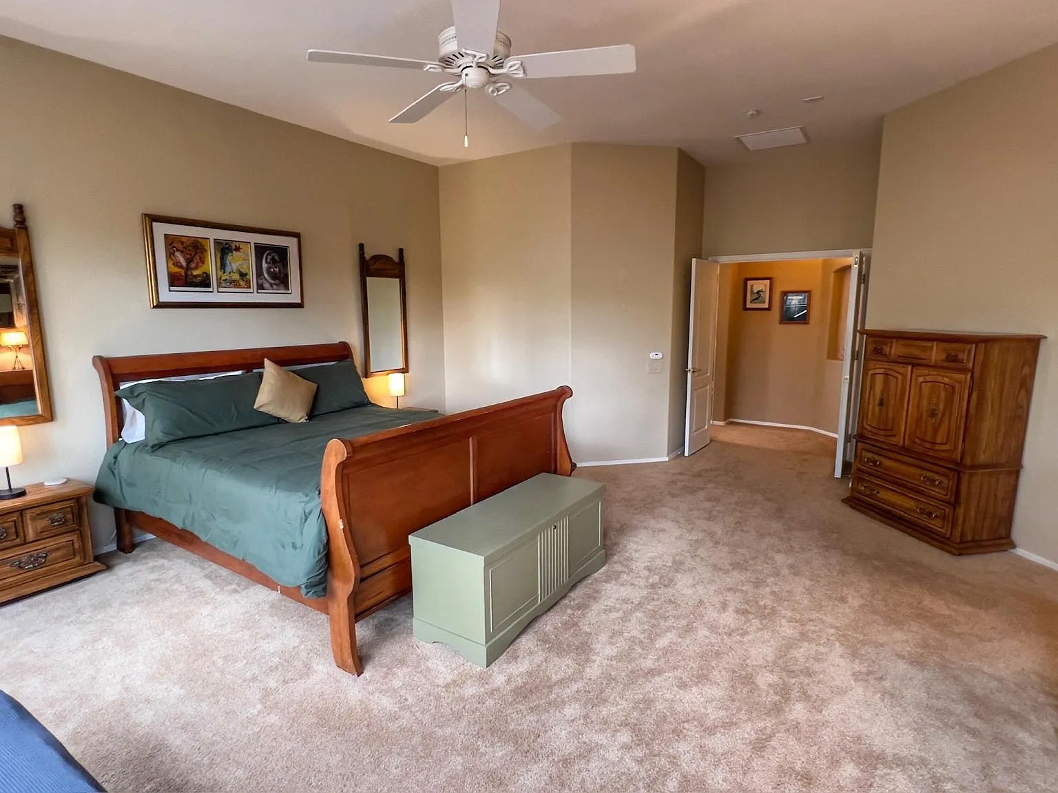 3 bed, 2040 sqft, $2,700 — Photo 4