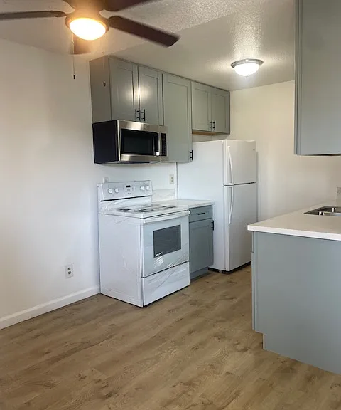 Genesis Apartments — Photo 52