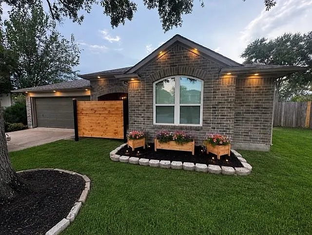3 bed, 2.0 bath, 1515 sqft, $2,500 — Photo 1