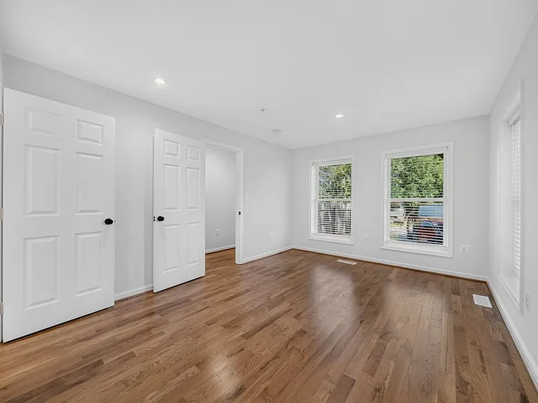 3214 Dubois Pl SE #1 — Photo 10