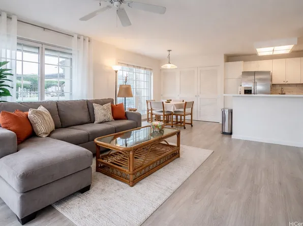 594 Mananai Pl #21A, Honolulu, HI 96818