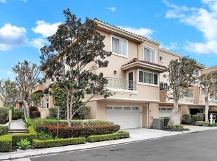 19372 Maidstone Ln, Huntington Beach, CA 92648