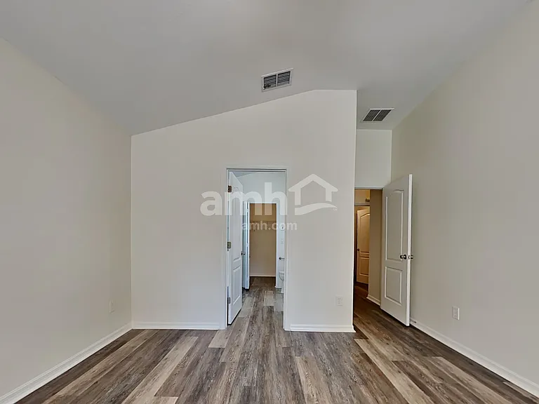 408 Corklan Ct — Photo 10