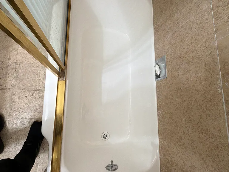 1006 N Doheny Dr #10 — Photo 8