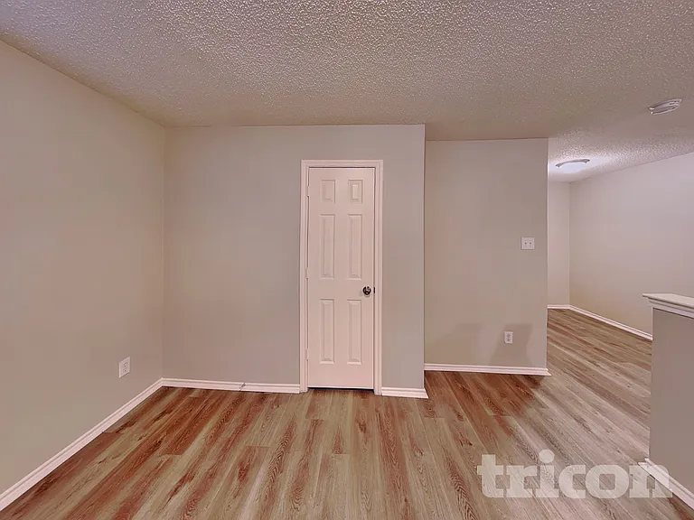2904 Crimson Clover Dr — Photo 15