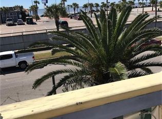 2516 Avenue Q 1/2, Galveston, TX 77550