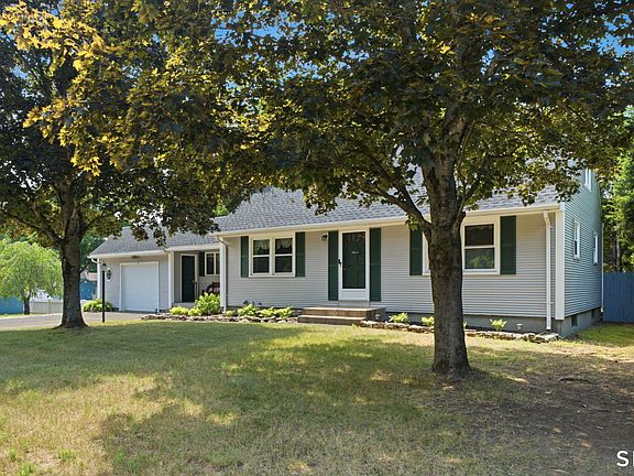 3rd image of 60 Simon Road