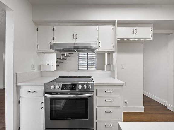 3rd image of 4700 Nordic Dr Unit 1
