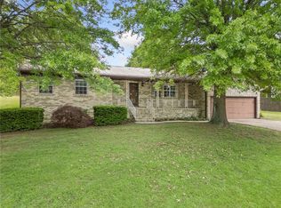 1405 Crestwood Dr, Harrison, AR 72601